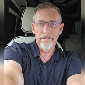 Meet your Posher, Brad